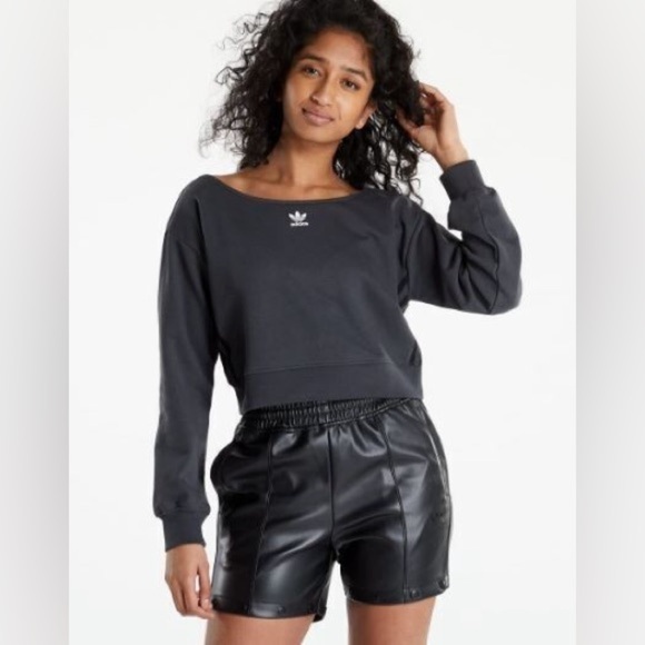 adidas Sweaters - Adidas Slouchy Crew
Sweatshirt